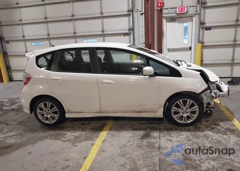 2010 Honda Fit Sport from USA, damaged, VIN JHMGE8H41AC027440